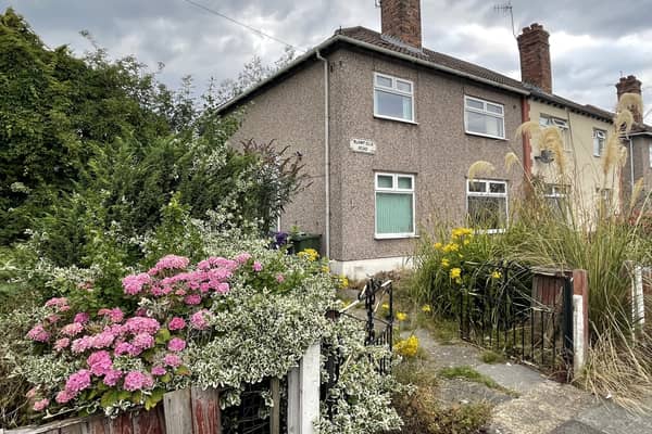 The house on Blomfield Road (Picture: Omega Auctions) 