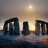 Winter Solstice at Stonehenge in Wiltshire (Declan Hillman - stock.adobe.com)