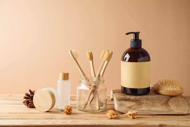 Urge to use eco-friendly beauty products (photo: Adobe)