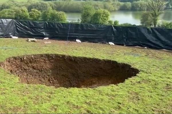 Sinkhole which has opened up above HS2 work in Buckinghamshire