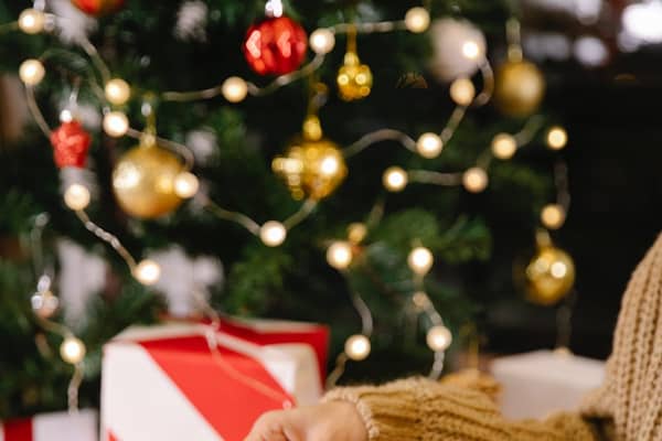 Revealed - the best places to hide Christmas presents (photo: Pexels)