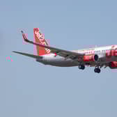 A jet2.com low cost carrier Boeing 737-800 landing at Thessaloniki Makedonia airport (Photo: Shutterstock)