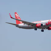 A jet2.com low cost carrier Boeing 737-800 landing at Thessaloniki Makedonia airport (Photo: Shutterstock)