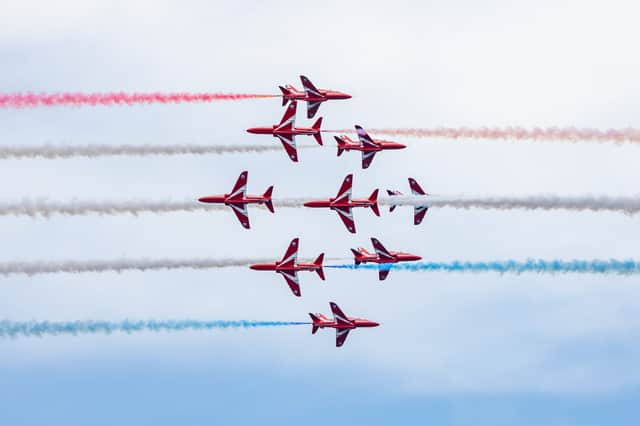 Red Arrows practice new display.