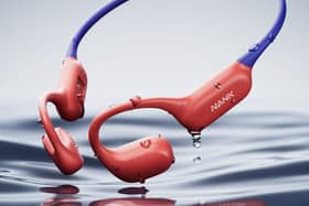 The Nank Runner Air headphones are designed for outdoor and indoor sports