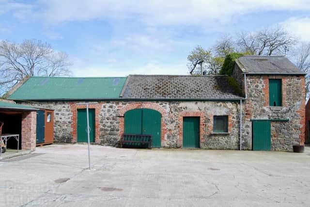 There is a courtyard to the rear with a good range of old traditional farm buildings.