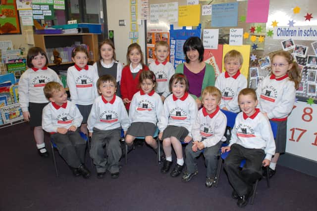 Cairncastle Primary School P1 pupils with teacher  Mrs McFarlane. LT39-819-PR