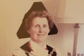 Tributes have been paid to Mary Simpson, who was the first woman mayor of Craigavon Borough Council, in 1981.