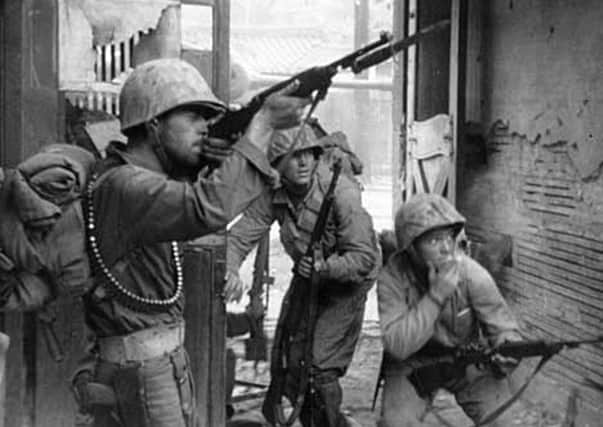 US troops involved in urban fighting in Seoul during the Korean War