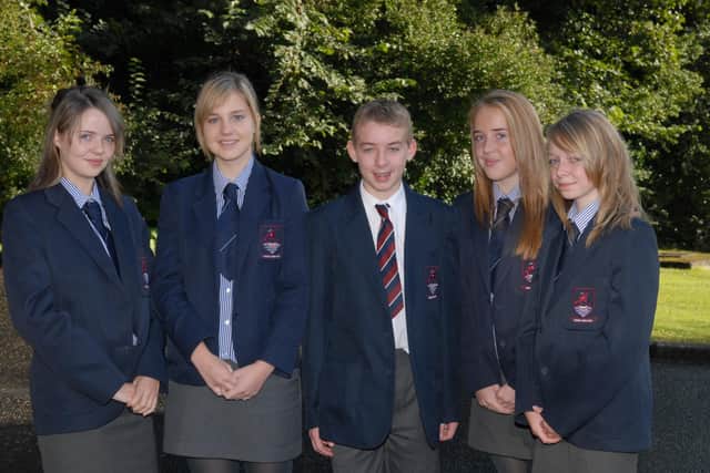 Larne Grammar School Year 9 Form Prizewinners: Kathryn Perry, Nicole Hastings, Scott McClelland, Clare McKay and Louise Maxwell.  LT39-318-PR