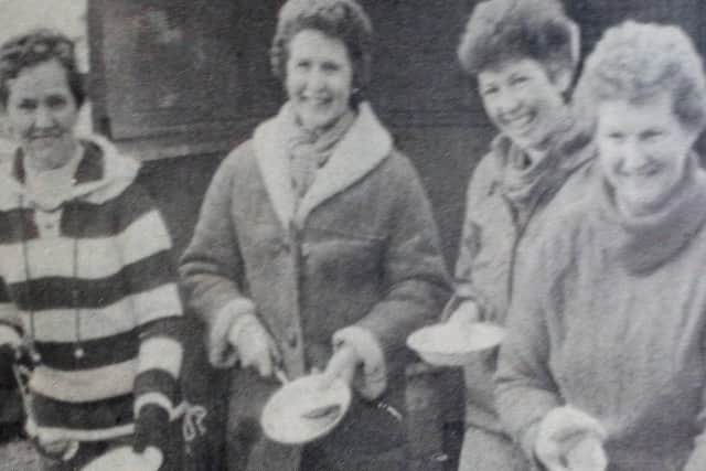 Members of the ladies’ committee of Drummaul YFC - Ruth, Eleanor, Sadie, Rea and Elsa - prepare lunch at the Ploughing Match.
1989