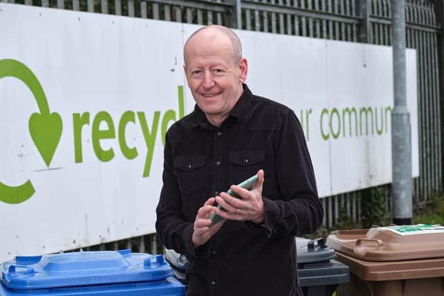 Chair of the Council’s Environment Committee, Councillor Sean McGuigan has welcomed the introduction of the new online system for buying a bin.