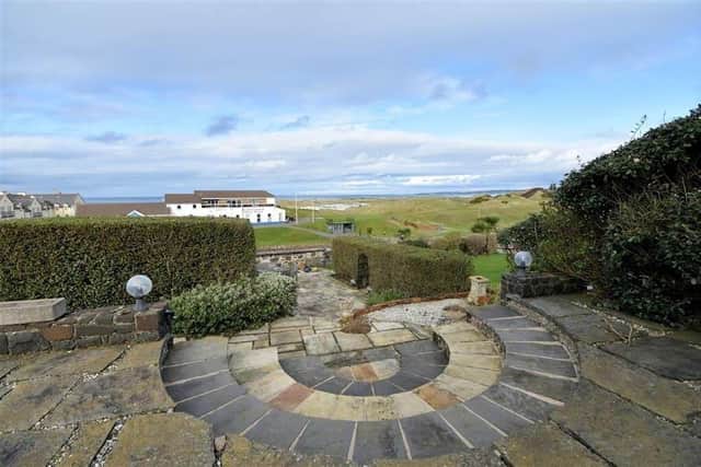 Located in the heart of the village of Castlerock., the house is within a few minutes walk to the golf club, the beach and in very close proximity to all local amenities