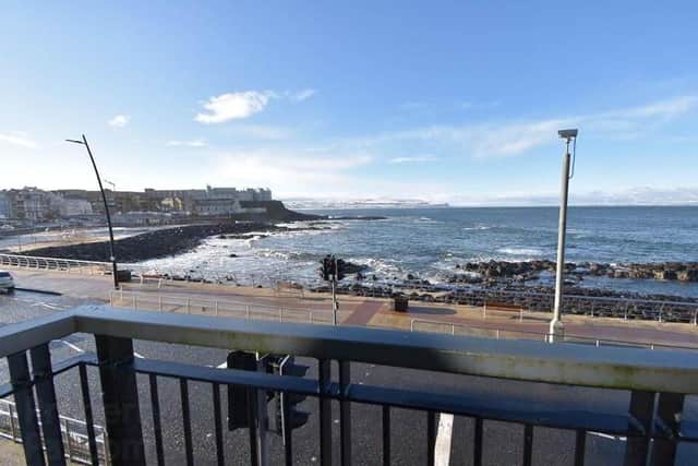 This apartment in the very heart of the popular coastal town of Portstewart enjoys stunning panoramic sea views