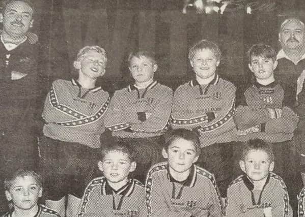 Carrick Rangers Under 10s played host to Whitehead Eagles in the Amateur League under the Taylors' Avenue floodlights.
2000