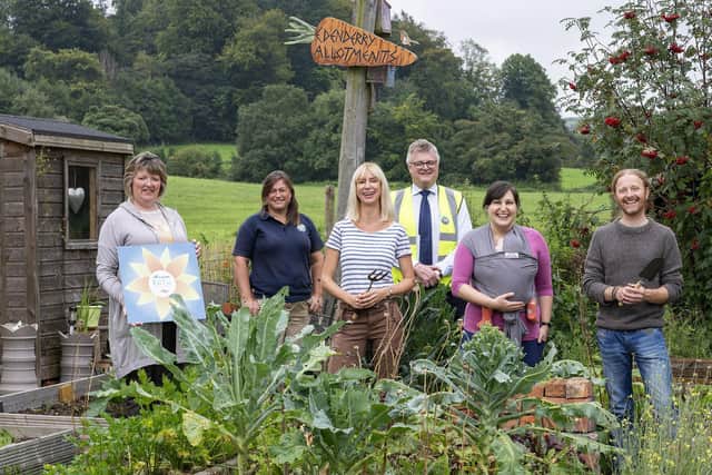 Pictured are left to right Councillor Frances Burton (NILGA), Lisa Murray (Belfast City Council), Laura Bell (Edenderry Allotments), Sean Conlon (Belfast City Council) with Joelle McConville (Edenderry Allotments) and Colin Dunlop (Edenderry Residents Association) winners of the Translink Ulster in Bloom Special Community Award for Edenderry Allotments