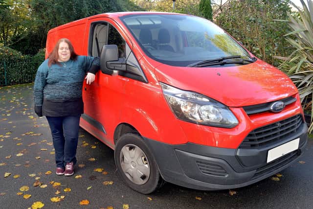 Craigavon woman Teresa Traynor, A Woman With A Van. INLM45-200.