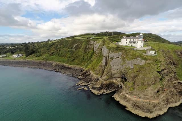 Blackhead Path, Whitehead