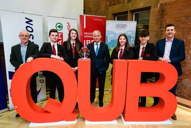 Pictured at Riddel Hall are the winners from Rainey Endowed School; Lewis Boyle, Sara Henderson, Mary Payne and Shay Shiels with Professor Ciaran Connolly of Queen’s Management School (left), Nigel Harra, Senior Partner at BDO NI (middle) and Billy Moore, Group Finance Director at Henderson Group (right).