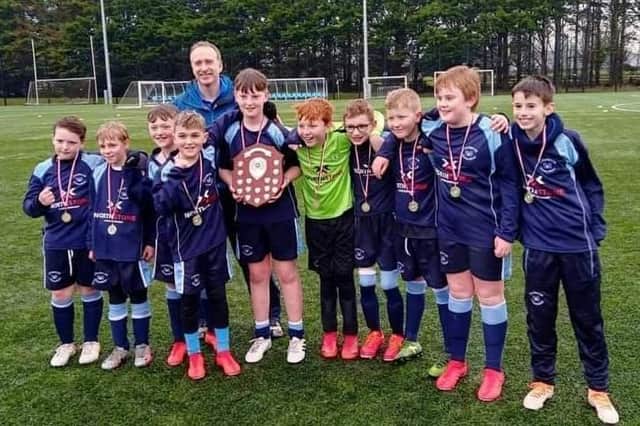 Castleroe PS Coleraine, lifted the League Shield after having faced stiff competition from fifteen other schools across the Ballycastle, Ballymoney and Coleraine areas over the last two terms