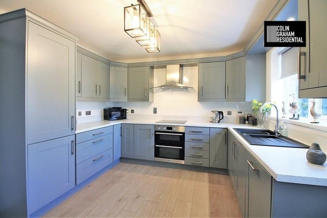 Fitted kitchen.