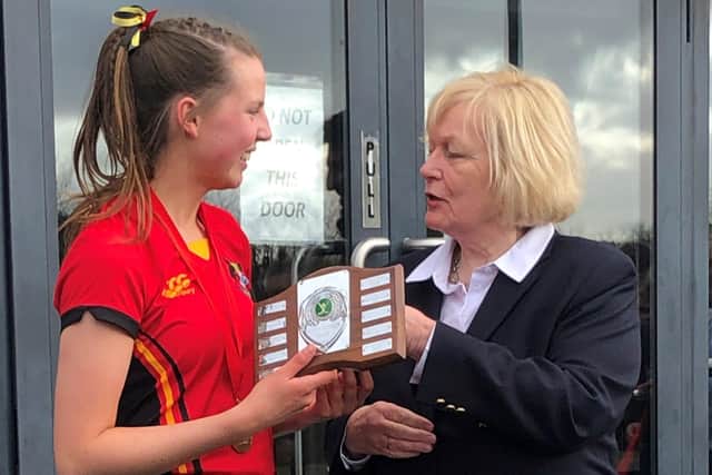 Banbridge Academy 1st X1 faced Strathearn in the final of the Ulster Schools’ Plate on Monday 14 March. From the starting whistle Strathearn put Academy defence under pressure but clearances up the line by Natalie Hale and Emily Mathers gave Banbridge a chance to play further up the pitch.