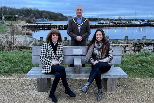 Chair of Mid Ulster District Council, Councillor Paul McLean is pictured at the
Ballyronan Marina chatty bench with Sandra McKenna, Chair of Mid Ulster
Loneliness Network and Raisa Donnelly, Mid Ulster District Council.