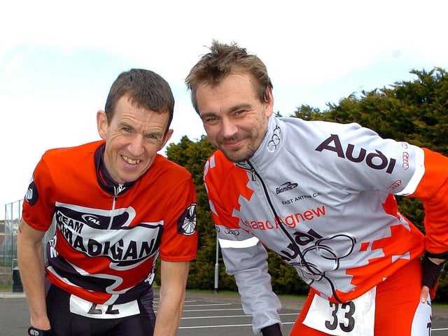 Steven and Colin limber up prior the start of event.