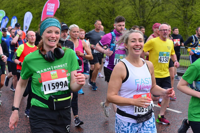 Big smiles from these runners.  Picture: Arthur Allison/Pacemaker Press.