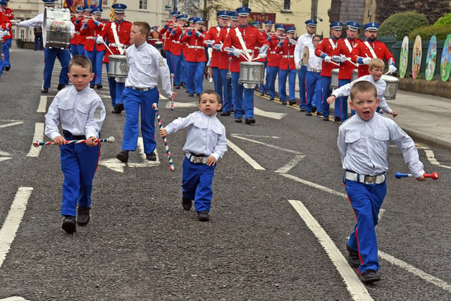The little leaders of Portadown Defenders Flute Band. INPT19-240.
