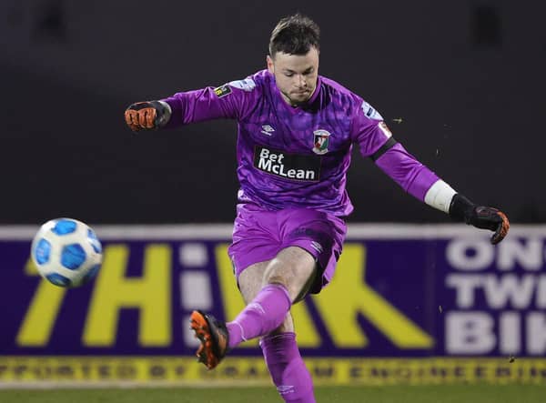 Goalkeeper Rory Brown has joined Glenavon