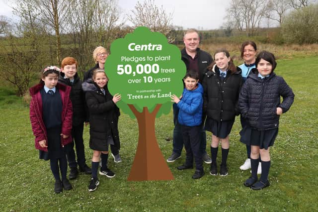 Ballymacricket Primary School pupils, (from left to right) Sophia Y6, Dáithí Y7, Ria Y5, Matthew Y5, Sophie Y7 and Ciara Y6, are joined by Centra Ballinderry owner Anne Kennedy and son Chris Kennedy, plus Y7 teacher Jacqueline McAllister (right)