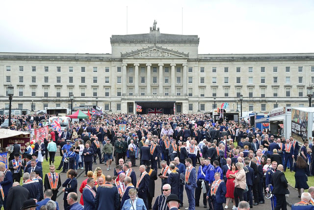 The scene at Stormont ahead of the parade .
Picture by Arthur Allison/Pacemaker Press.