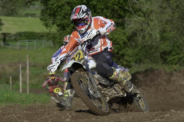 Trevor Calderwood number 32 on a 1983 510 Husqvarna, Grade A qualifier race