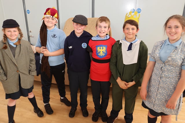 Pupils enjoy the opportunity to dress up at the Platinum Jubilee schools’ workshop organised by Causeway Coast and Glens Borough Council’s Museums Service