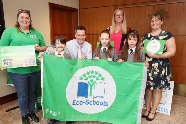 Carr Primary  School receive their Eco Flag
