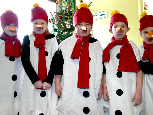 Dress as snowmen are these pupils from St.Brigids PS, Ballymoney pictured at their rehearsals of their Christmas Play.BM51-059JC