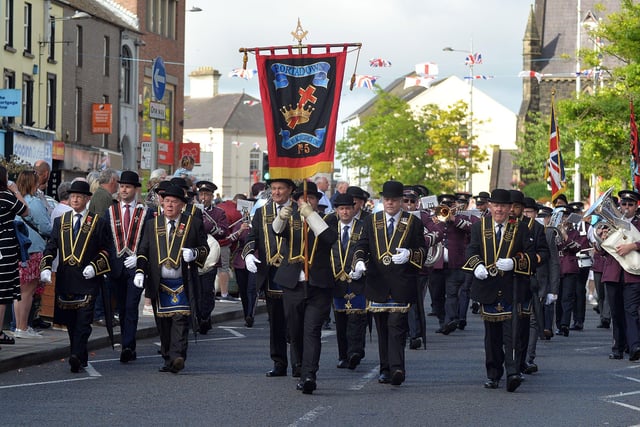 The RBP July 13 parade makes its way through Portadown town centre. PT29-236.