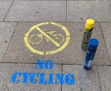 Police in Portadown have been receiving reports regarding cycling on the footpaths in the town centre.