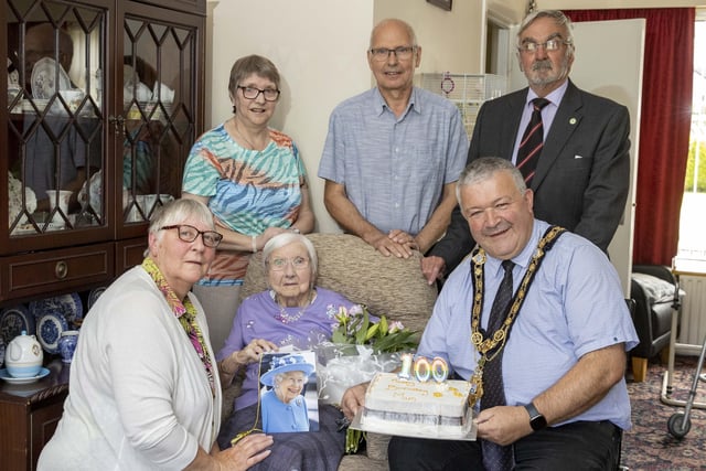 Lily Johnston from Limavady pictured with family members and the Mayor of Causeway Coast and Glens Borough Council Councillor Ivor Wallace during his visit to mark her 100th birthday