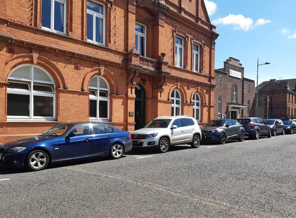 Cars the length of Edward Street Portadown are parked very close to gether with some visitors to the town claiming there is very little room to manoeuvre.