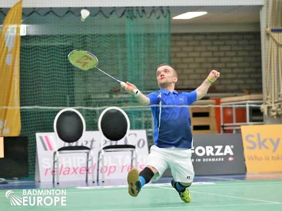 Niall McVeigh at full stretch. Credit: Badminton Europe