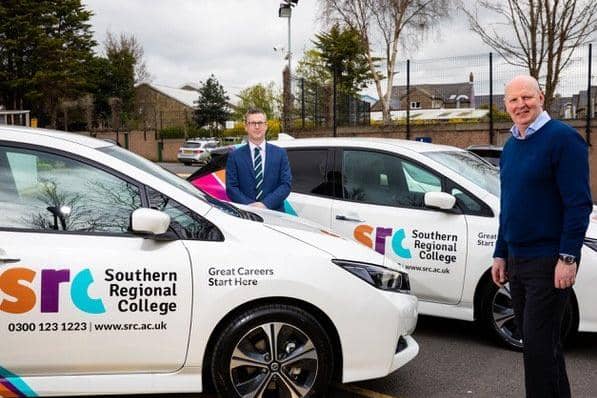 (Left) Richard Crawford, General Manager at Shelbourne Motors Nissan
(Right) Brian Doran, Chief Executive at Southern Regional College
