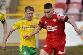 Portadown's George Tipton (right). Pic by PressEye Ltd.