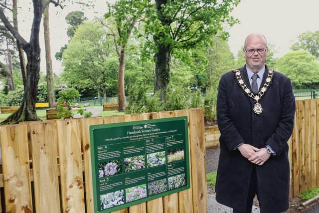 Mayor of Antrim and Newtownabbey, Cllr Jim Montgomery officially opened the new sensory garden at Hazelbank Park.