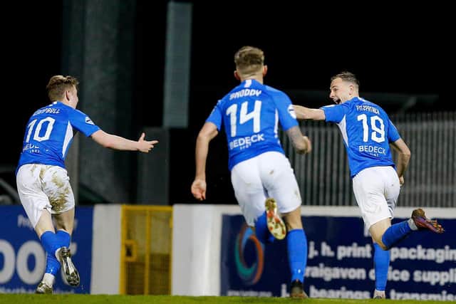 Matthew Fitzpatrick (right) and Peter Campbell (left) have signed new deals with Glenavon