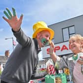 Olivia Nash celebrates SPAR’s fundraising smash for Marie Curie with Conor O’Kane from the charity, after shoppers and retailers across Northern Ireland smashed through their target, raising £97,000 during a morning of Blooming Great Birth-tea Parties in June. SPAR NI stores have now raised over £452,000 for Marie Curie since the partnership began.