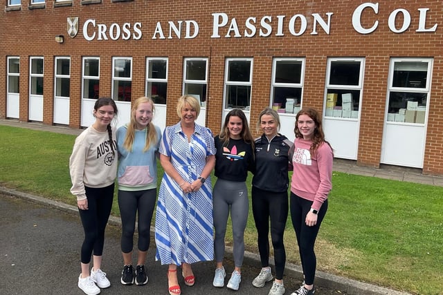 What an August it has been for these five girls! Bronagh , Orlagh, Fionnuala, Nuala and  Brid achieved fantastic results on Thursday to go along with their All Ireland medal they won with Antrim camogs in Croke Park two weeks ago