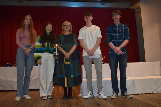 Top Achievers at A-Level with the Liam Agnew Cup Leja Voroblevaite, Ellen Martin, Seanie McIntosh and Aidan Higgins with guest speaker Dr Thelma Craig