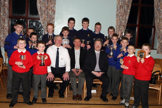 Prizewinners of Finvoy BB pictured at their annual display in March 2007. Included in the picture is Captain Ian Bolton